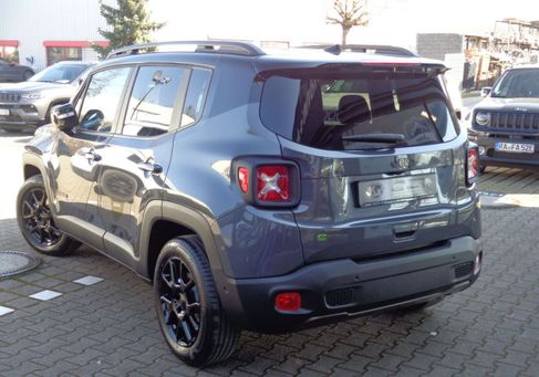 Jeep Renegade, 2022 3