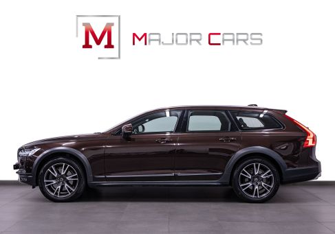 Volvo V90 Cross Country, 2018