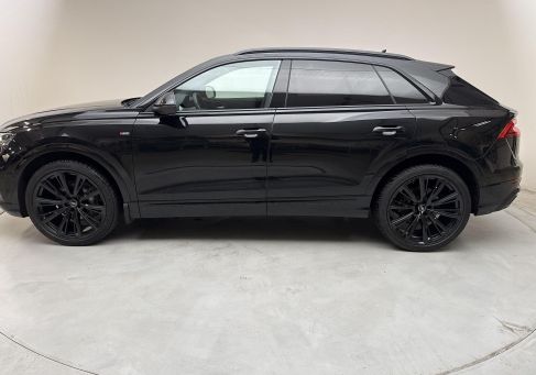 Audi Q8, 2022