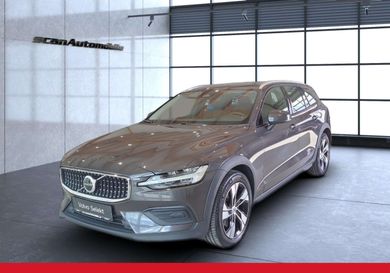 Volvo V60 Cross Country, 2023