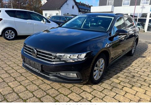 Volkswagen Passat Variant, 2022