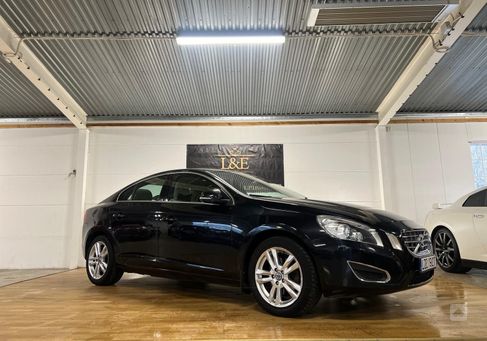 Volvo S60, 2012