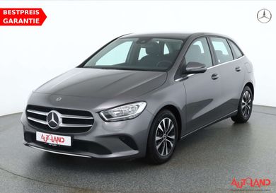 Mercedes-Benz B 200, 2022