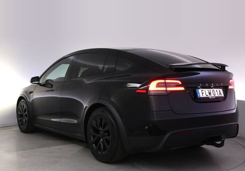 Tesla Model X, 2023