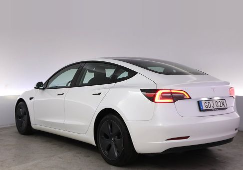 Tesla Model 3, 2023 3