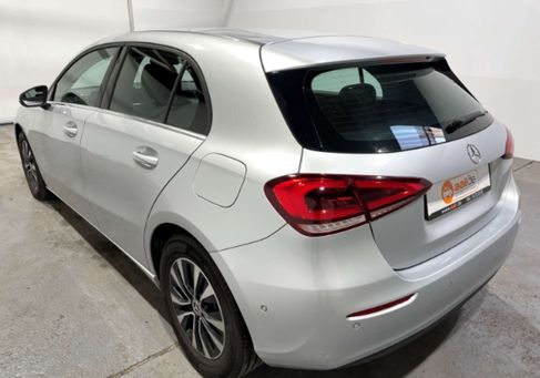 Mercedes-Benz A 200, 2021