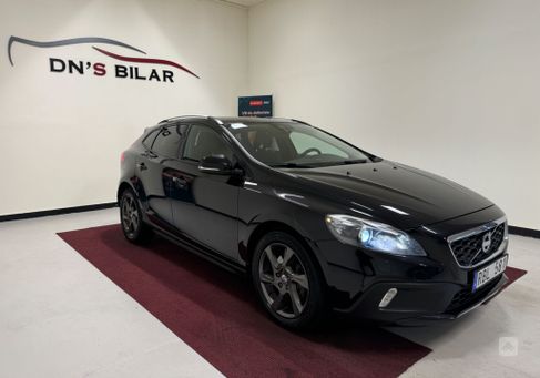 Volvo V40 Cross Country, 2014