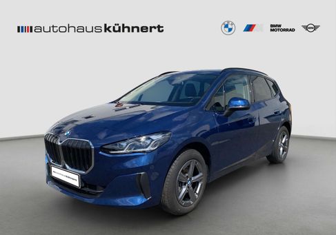 BMW 220, 2025