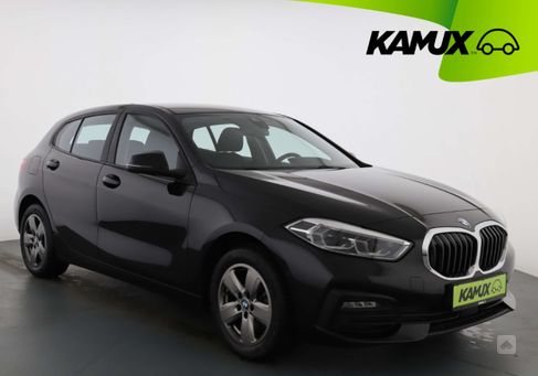 BMW 118, 2022