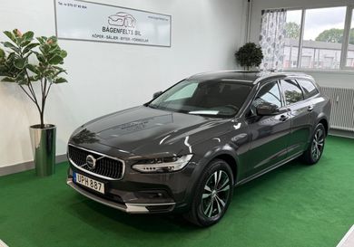 Volvo V90 Cross Country, 2021