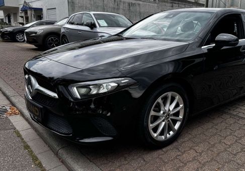 Mercedes-Benz A 180, 2021
