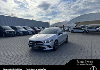 Mercedes-Benz CLA 180, 2022