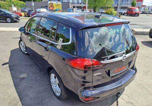 Opel Zafira, 2018