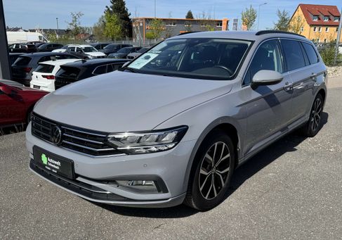 Volkswagen Passat Variant, 2023