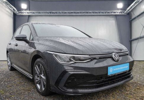 Volkswagen Golf, 2024
