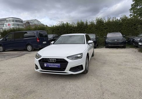Audi A4, 2022