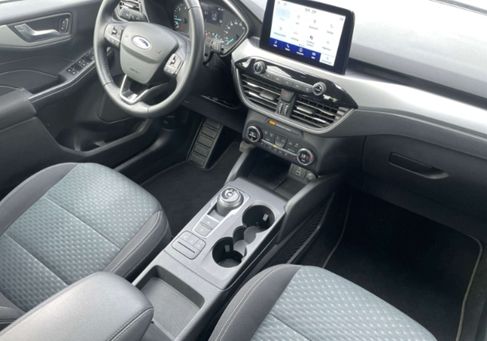 Ford Kuga, 2022