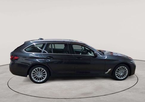 BMW 530, 2021