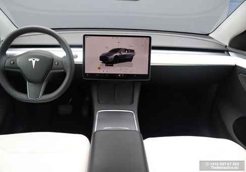 Tesla Model Y, 2023 3