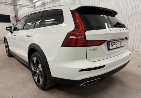 Volvo V60 Cross Country, 2021 2
