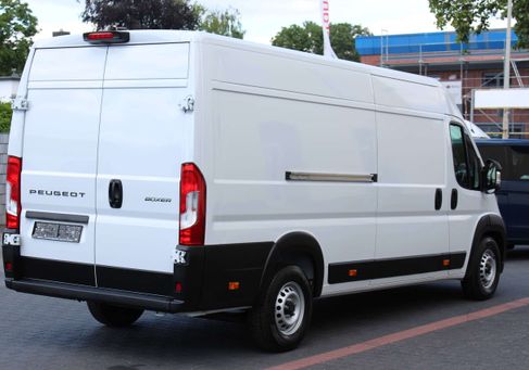 Peugeot Boxer, 2025