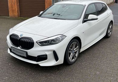 BMW 118, 2021