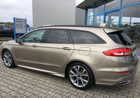 Ford Mondeo, 2020 3