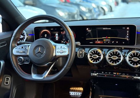 Mercedes-Benz CLA 180, 2020