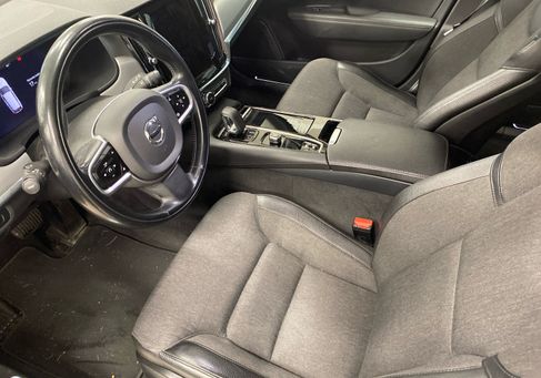 Volvo V90, 2022