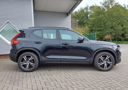 Volvo XC40, 2022 3