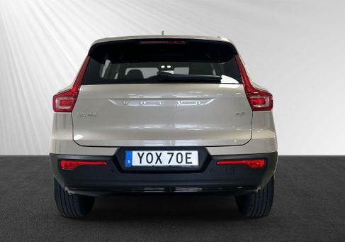 Volvo XC40, 2025 2