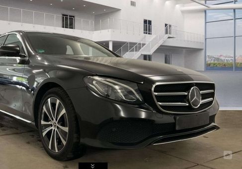 Mercedes-Benz E 300, 2019