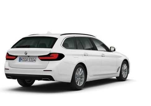 BMW 520, 2021