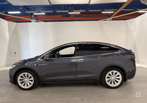 Tesla Model X, 2018