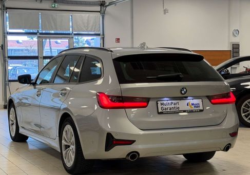 BMW 318, 2021