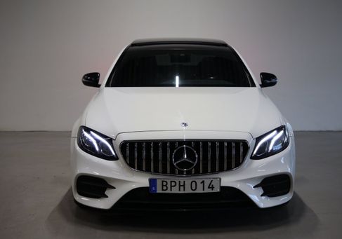 Mercedes-Benz E 200, 2018 3