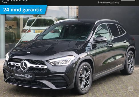 Mercedes-Benz GLA 200, 2020