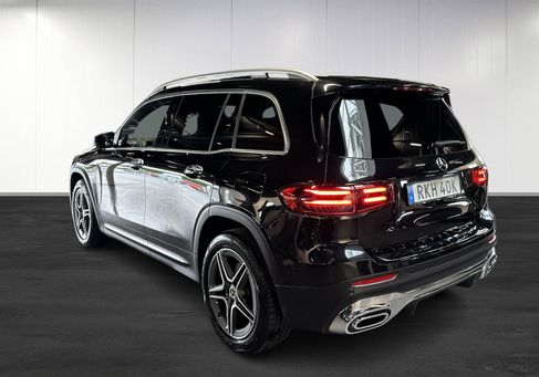 Mercedes-Benz GLB 200, 2025