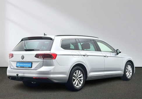 Volkswagen Passat Variant, 2022 3