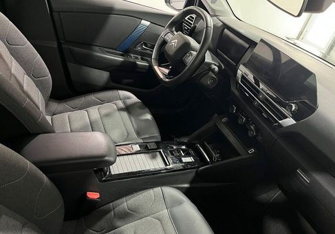 Citroën Ë-C4, 2023 3