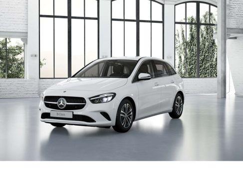 Mercedes-Benz B 180, 2025