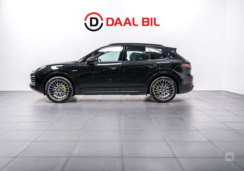 Porsche Cayenne, 2021