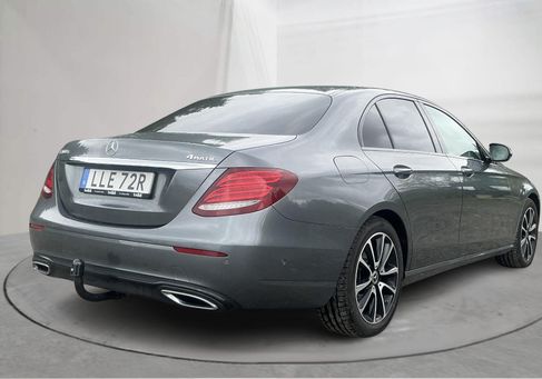 Mercedes-Benz E 400, 2020