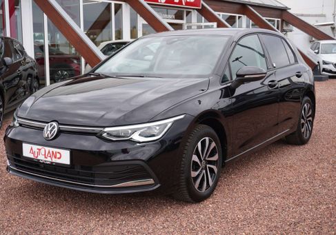 Volkswagen Golf, 2023 2