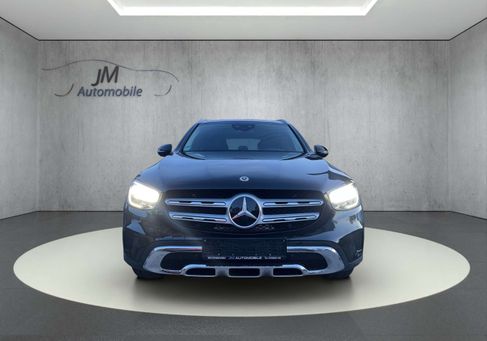 Mercedes-Benz GLC 300, 2020