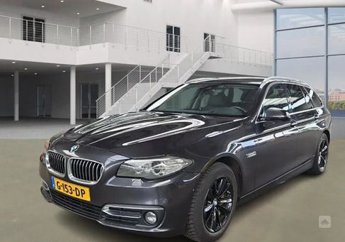 BMW 530, 2016