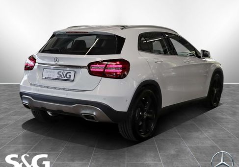 Mercedes-Benz GLA 250, 2018