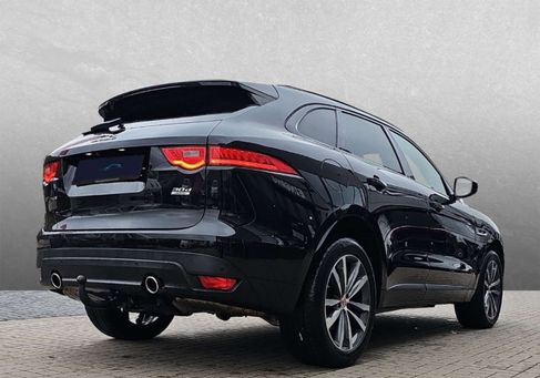 Jaguar F-Pace, 2018