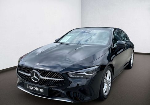 Mercedes-Benz CLA 200, 2023