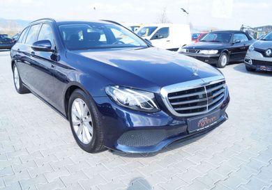 Mercedes-Benz E 200, 2020
